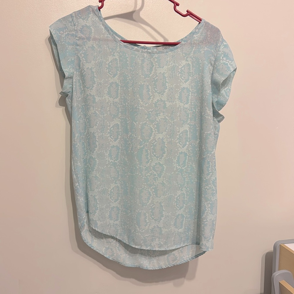 Dalia top size small